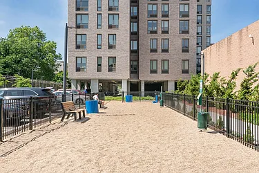 Rented by Lisa Management