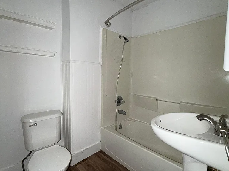 46 Clifton St #2 — Photo 4