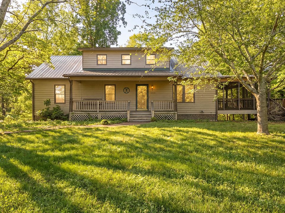 1st image of 2520 Love Ln