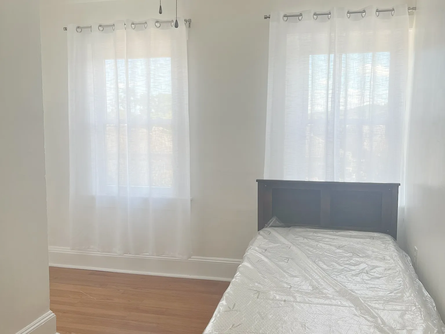 1 bed, 1144 sqft, $900 — Photo 4