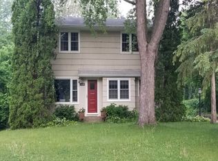 2041 Bellaire Ln, Mound, MN 55364