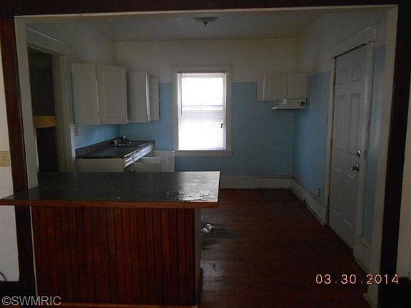 5th image of 908 E Stockbridge Ave