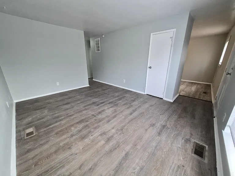 3525 Luewan Ct — Photo 5
