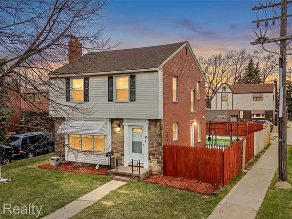 99 Chestnut St, River Rouge, MI 48218