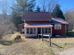 185 13th Lake Rd, North River, NY 12856