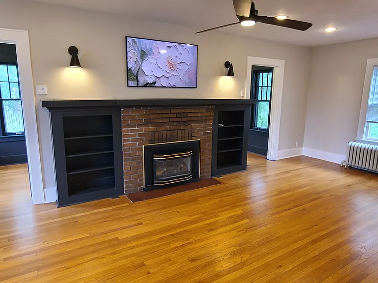 3410 James St — Photo 8