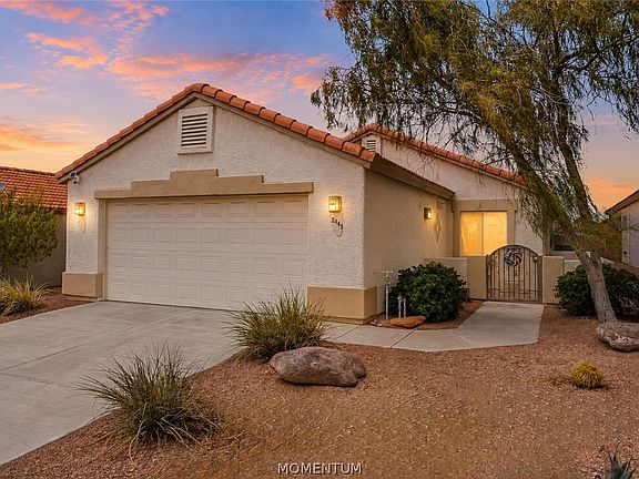 3rd image of 2449 Topanga Drive