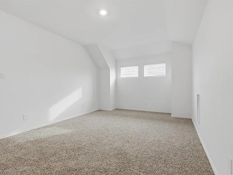 17719 Winfall Dr — Photo 27