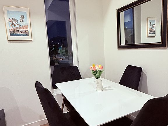 4th image of 5636 De Longpre Ave #311