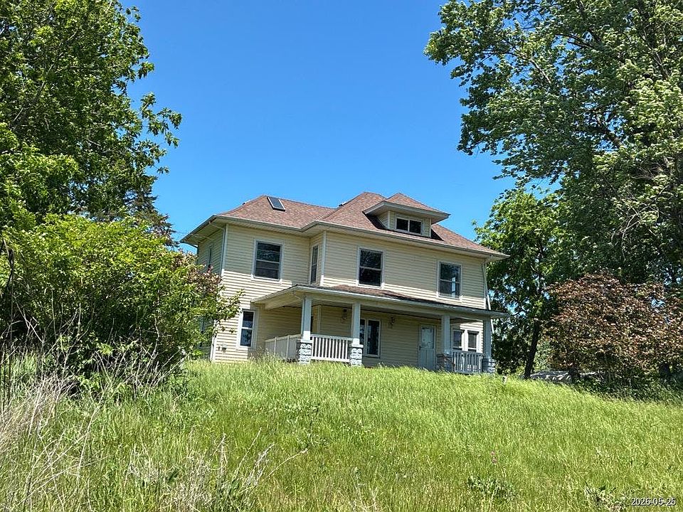 1st image of 28103 440th St