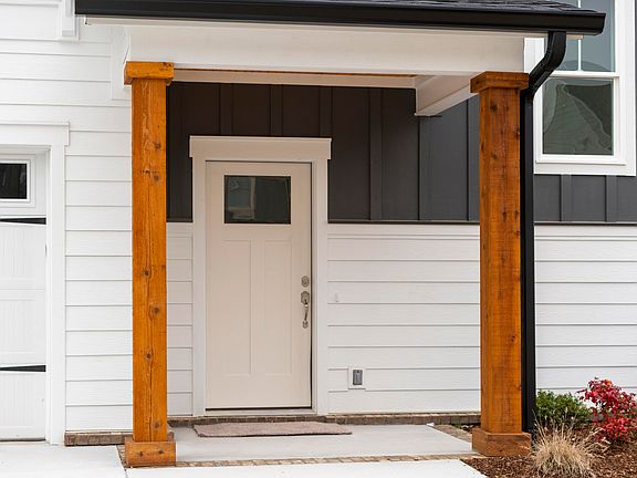 2nd image of 4151 Zephyr Ln #72