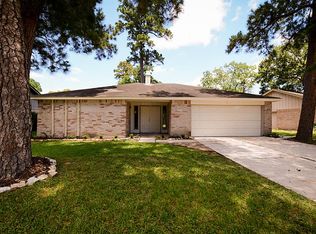 7023 Fox Knoll Ln, Humble, TX 77338