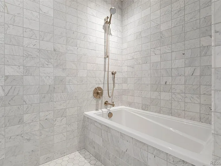 1750 Wewatta St #1307 — Photo 18