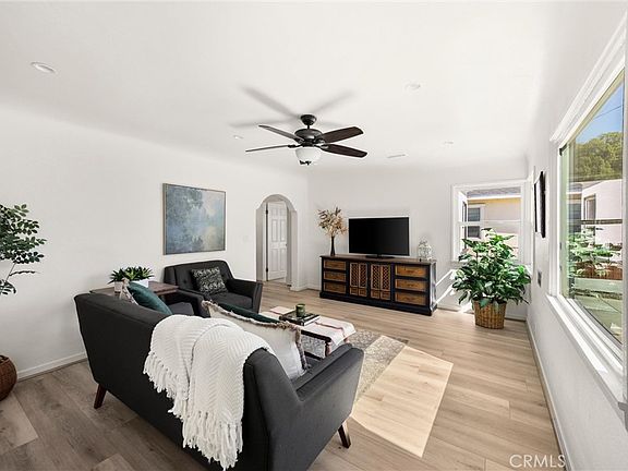3rd image of 5132 Lincoln Ave