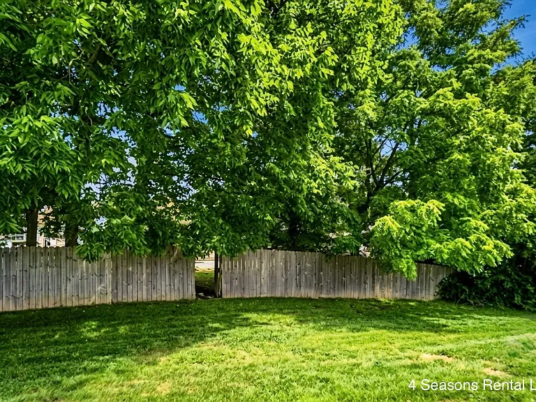9575 Deer Track Rd — Photo 40