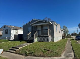 3001 Clouet St, New Orleans, LA 70126