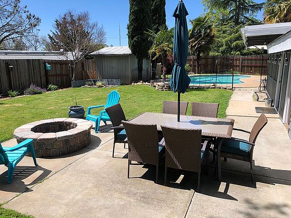3rd image of 151 Dolores Dr