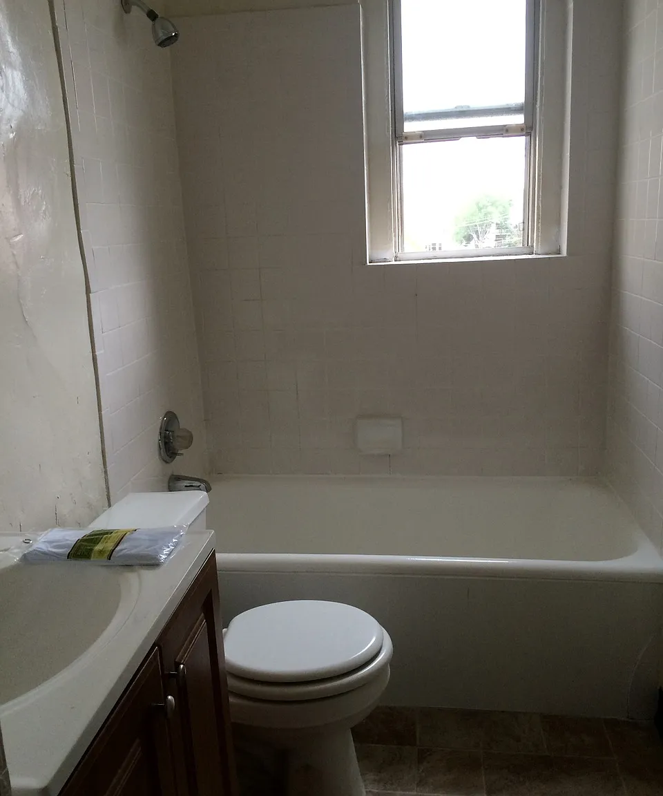 Boulevard Apartments — Photo 4