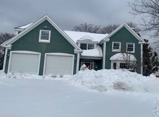 6B Barry Ave, Ridgefield, CT 06877