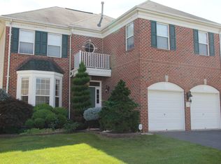 21 Turnberry Dr, Manalapan, NJ 07726