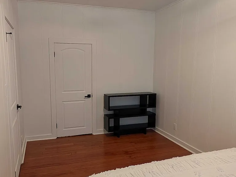 405 N Cloverdale Blvd — Photo 9