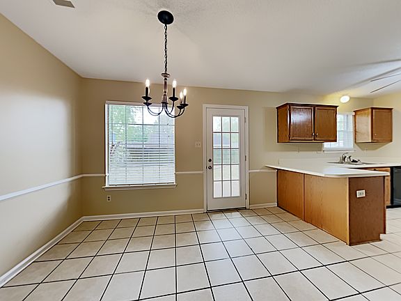 4th image of 8053 Sandywood Ln