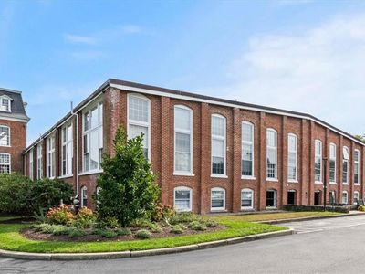 40 Web Ave APT 221, North Kingstown, RI, 02852