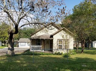 4715 2nd St, Bacliff, TX 77518