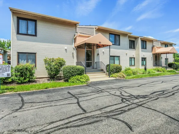 80 Commonwealth Ct APT 2, Vernon Hills, IL 60061