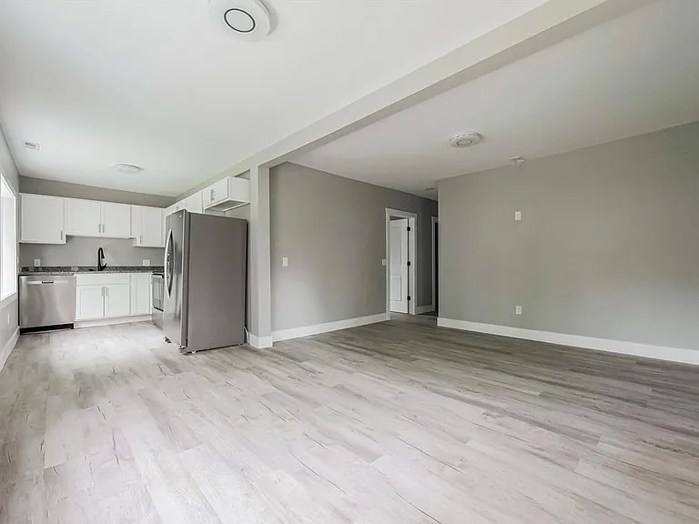 2890 Central Blvd — Photo 4