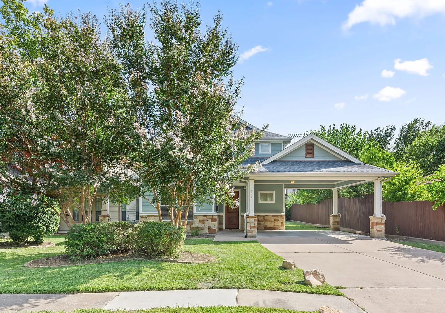 Ut Pre-Lease: Beautiful 6 Bed/ 4 Ba Home In North Loop Area, Mins To Ut — Photo 2