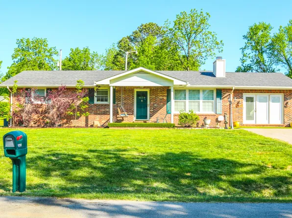 1235 Springdale Dr, Cookeville, TN 38501