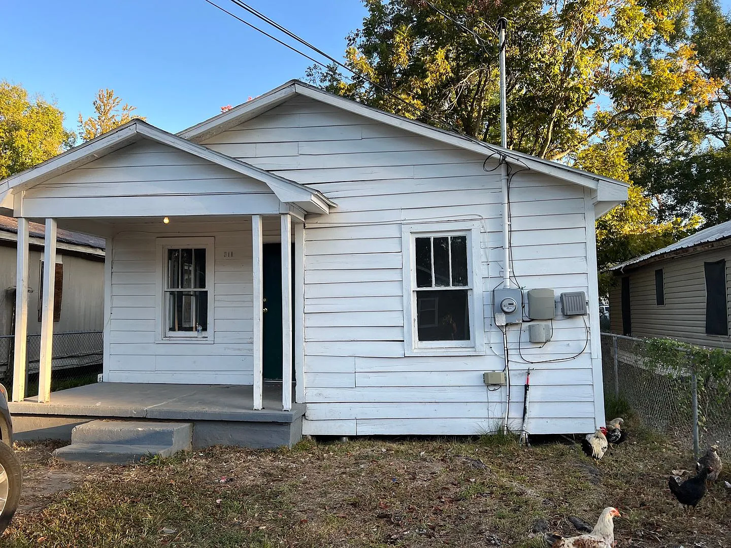 3 Bed 1 Bath — Photo 1