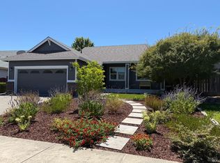 465 Riesling St, Cloverdale, CA 95425