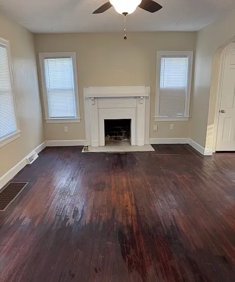 224 Elmwood Dr — Photo 7