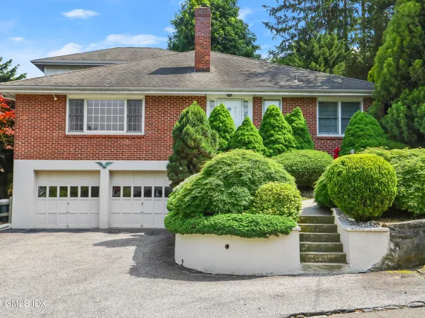 22 Bishop Dr N, Greenwich, CT 06831