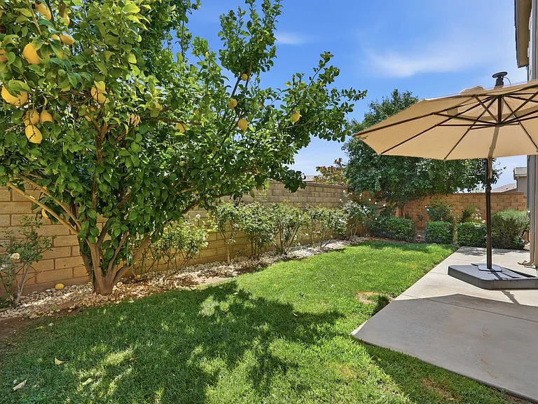 24545 Rosette Ln — Photo 46