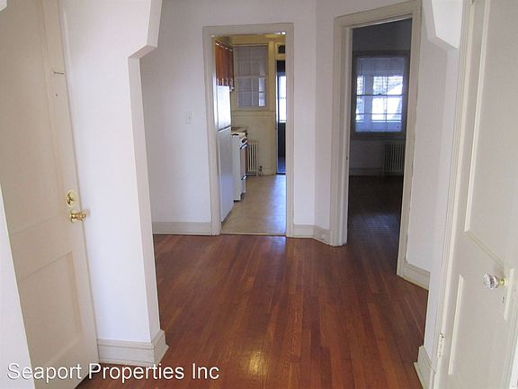 3rd image of 412 E Glendale Ave #4
