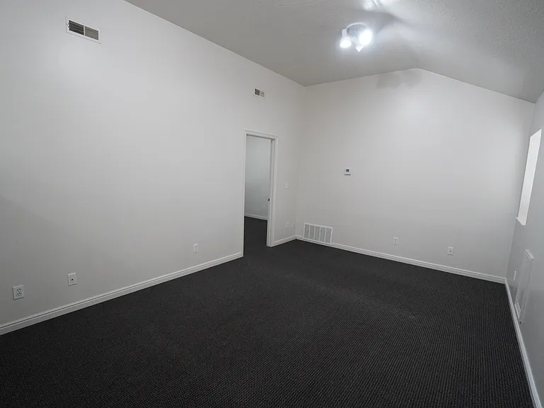 3903 Adams Ave — Photo 4