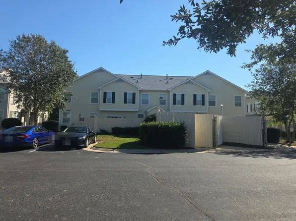 1435 Leckford Dr, Chesapeake, VA 23320