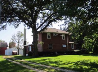 9331 Viking Rd, Cedar Falls, IA 50613