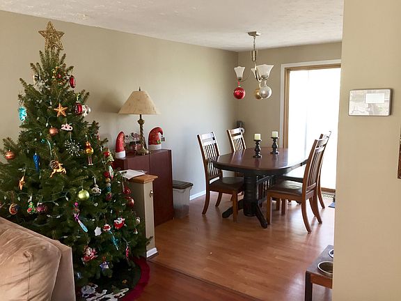 5th image of 1033 Bruce Ave
