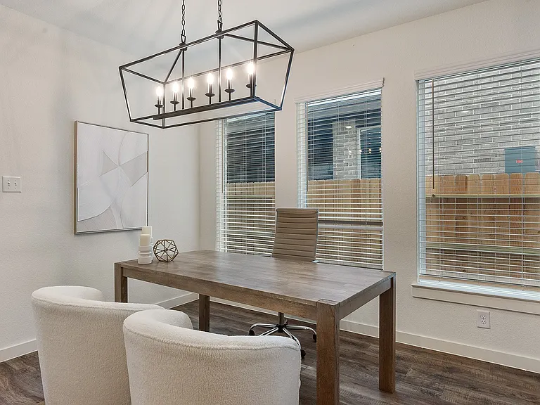 4A | 4 Bed / 2.5 Bath - Living Space