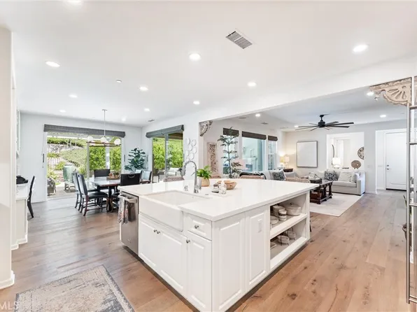 10 Vagar St, Mission Viejo, CA 92694