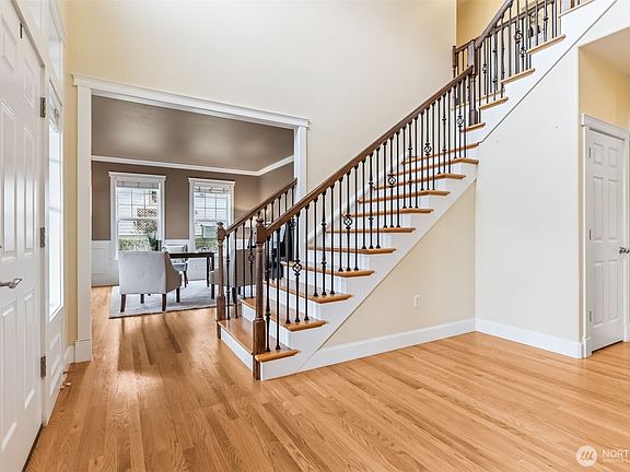 3rd image of 3405 30th Court SE
