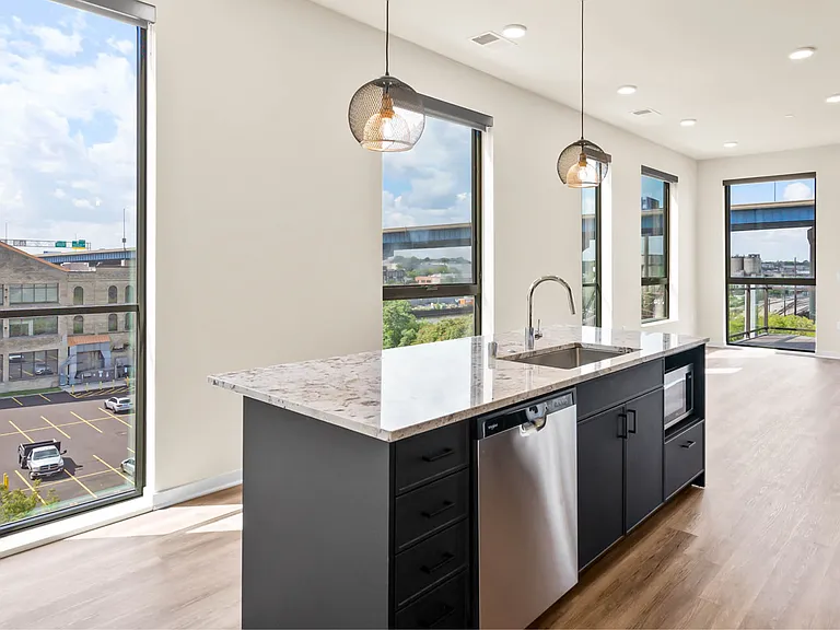 River Place Lofts — Photo 101