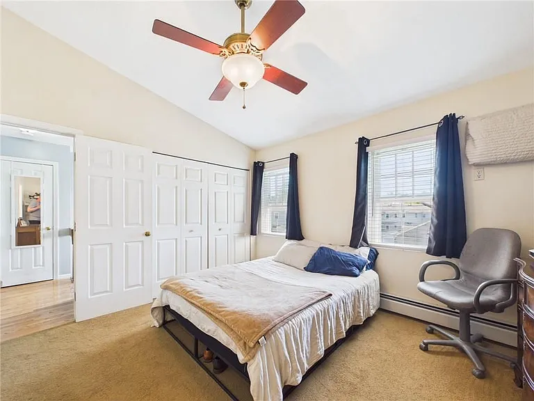 565 Quaker Ln #134 — Photo 23