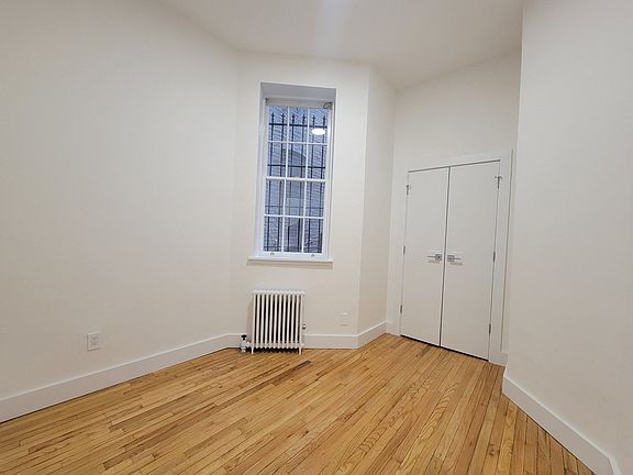 4th image of 308 E 92nd St APT 1E