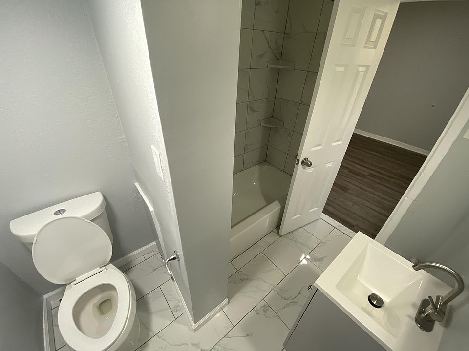 1st image of 1230 Chestnut St #10766775