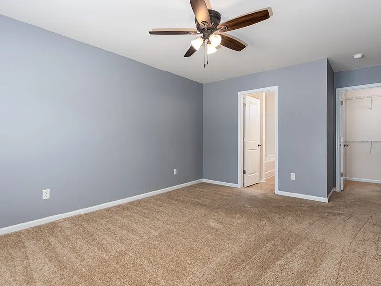 330 Gracemount Ln — Photo 21